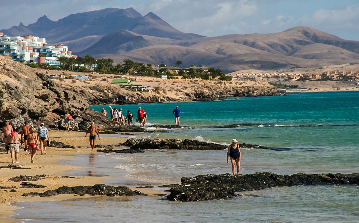 Hiszpania na turystycznej fali – błogosławieństwo czy pułapka gospodarcza?