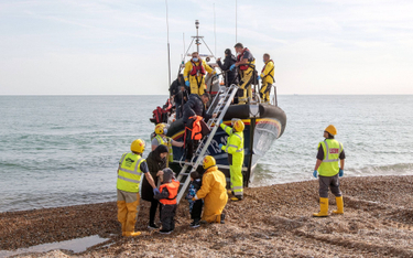 Nielegalni imigranci uratowani u wybrzeży Wielkiej Brytanii