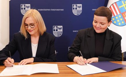 Marszałek Renata Janik (od lewej) i ministra kultury Marta Cienkowska