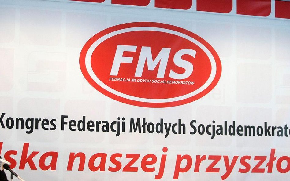 Powakacyjny ruch w partyjnych młodzieżówkach