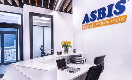 Asbis z rekordowym czerwcem