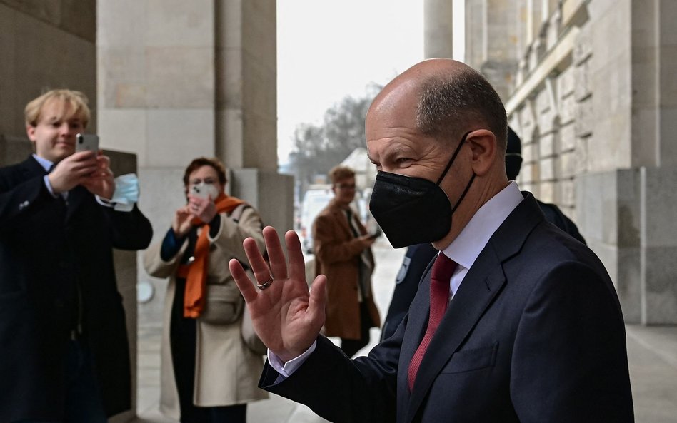 Niemcy mają nowego kanclerza. Parlament wybrał Olafa Scholza