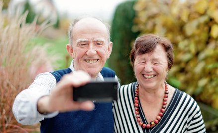 Emerytów z roku na rok będzie przybywać. Jeśli tylko zostaje coś na koniec miesiąca w portfelu, wart