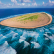 Garść piachu na środku oceanu