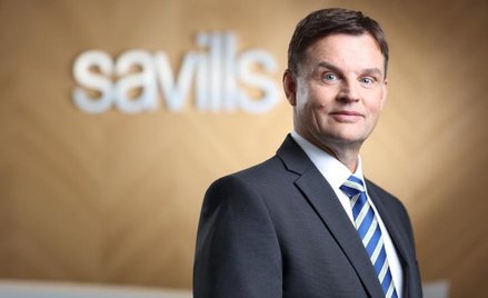 Miłośnik wielopiętrowych magazynów i polskiej wsi