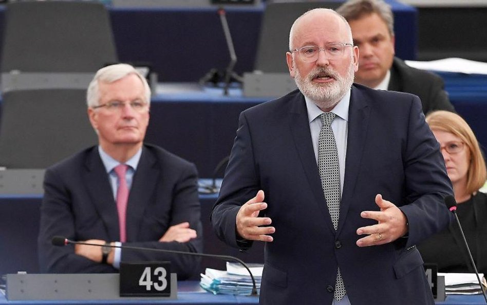 Frans Timmermans twierdzi, że nie usłyszał w Warszawie nic, co mogłoby go skłonić do wnioskowania o 