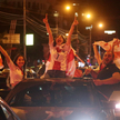 Kibice na ulicach Tbilisi świętują awans Gruzji do fazy pucharowej Euro 2024.