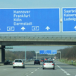 Bundestag wprowadza opłaty za autostrady także dla samochodów osobowych.