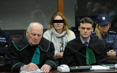 Oskarżona Katarzyna R.  oraz jej adwokat Marcin Malinowski na sali Sądu Okręgowego w Słupsku