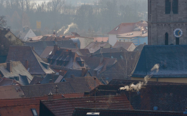 Z najnowszego raportu Polskiego Alarmu Smogowego (PAS) wynika, że wymiana kotłów węglowych starej da