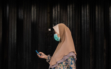 Malezja: Władze apelowały by kobiety się malowały. Przeprosiły