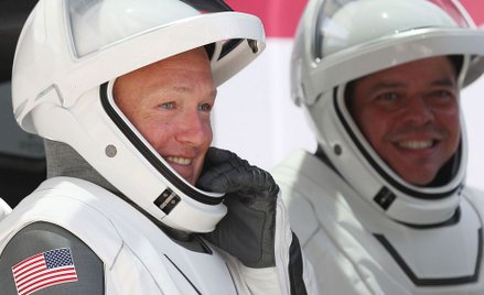 Bob Behnken i Doug Hurley spędzili na orbicie dwa miesiące