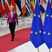 Ursula von der Leyen na szczycie UE, 30 maja