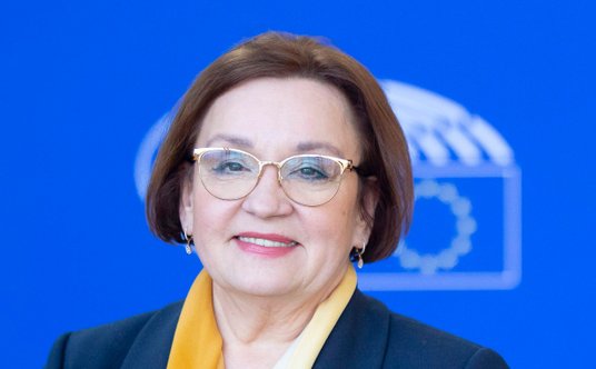 Mechanizm solidarnościowy nie uwzględnia migrantów z Ukrainy, bo wedle prawa to uchodźcy wojenni – m