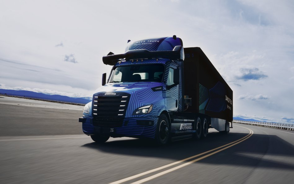 Autonomiczna ciężarówka Freightliner w maju, 2024