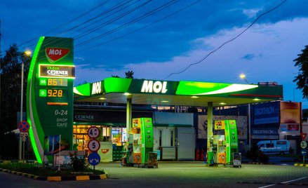 MOL na polskich stacjach paliw ma około 100 punktów gastronomicznych Fresh Corner.