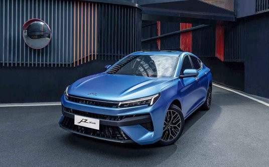 JAC J7 Plus