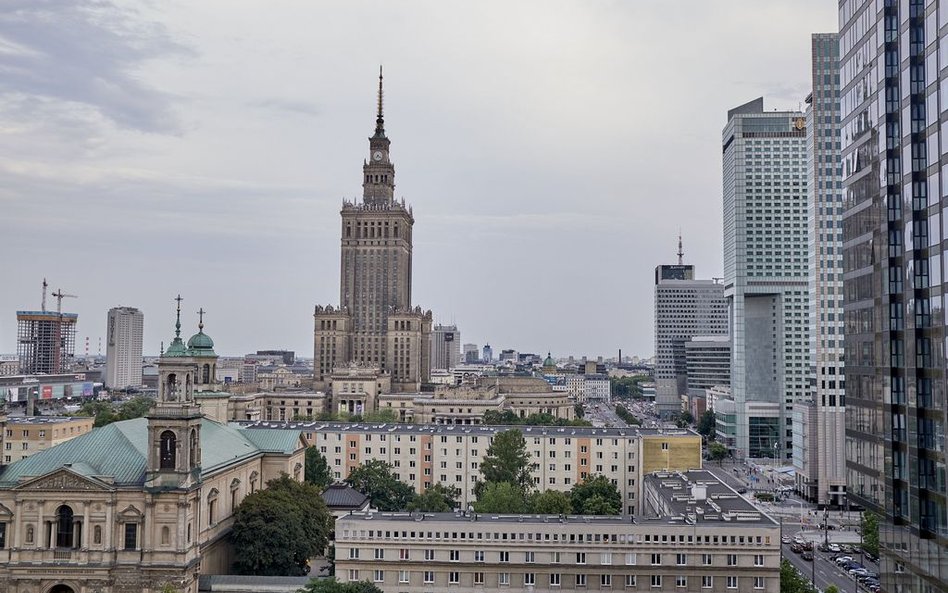 Zagranicznym ekspertom żyje się w Polsce coraz lepiej