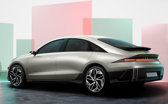 Hyundai Ioniq 6