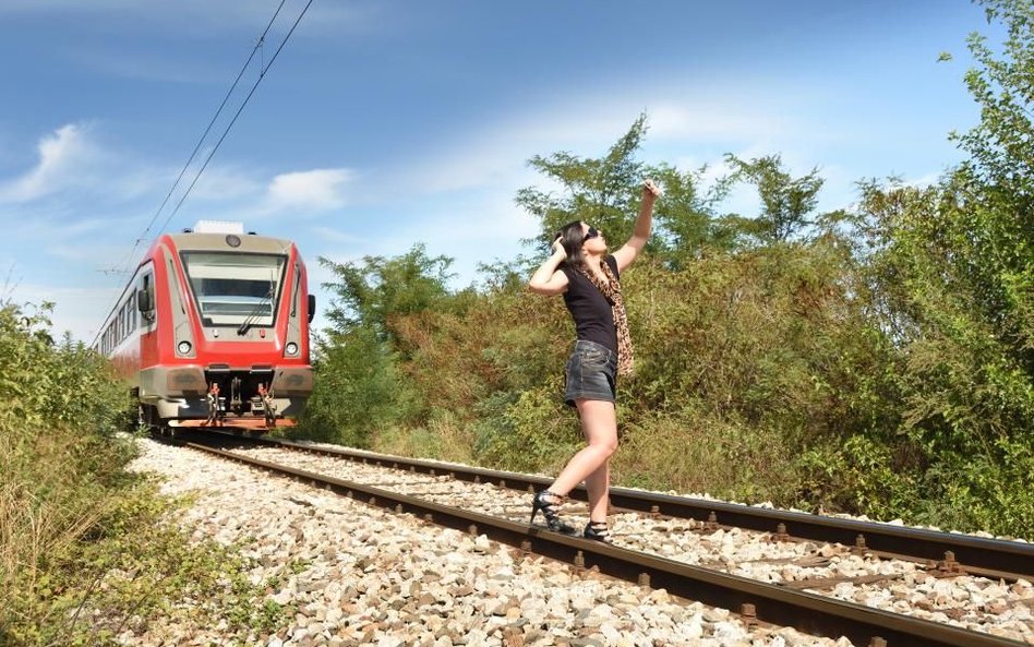 Selfie niebezpieczne dla zdrowia i życia