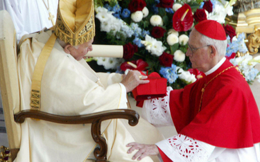 23 września 2003 roku, niespełna dwa lata przed śmiercią, św. Jan Paweł II mianował ks. Stanisława N