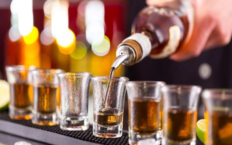 Zmiany w opłatach za reklamowanie napojów alkoholowych