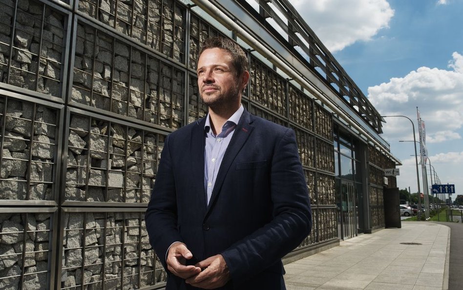 Rafał Trzaskowski ubiegłoroczne wybory na prezydenta Warszawy wygrał w pierwszej turze z wynikiem 56