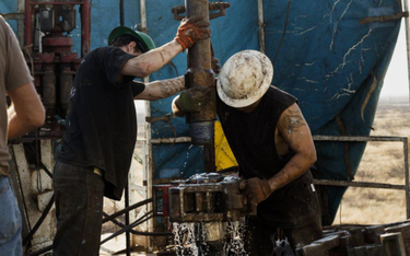 Cięcia zatrudnienia w amerykańskim sektorze naftowym
