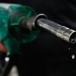 Ropa znów stanieje. OPEC+ zwiększy wydobycie w czerwcu