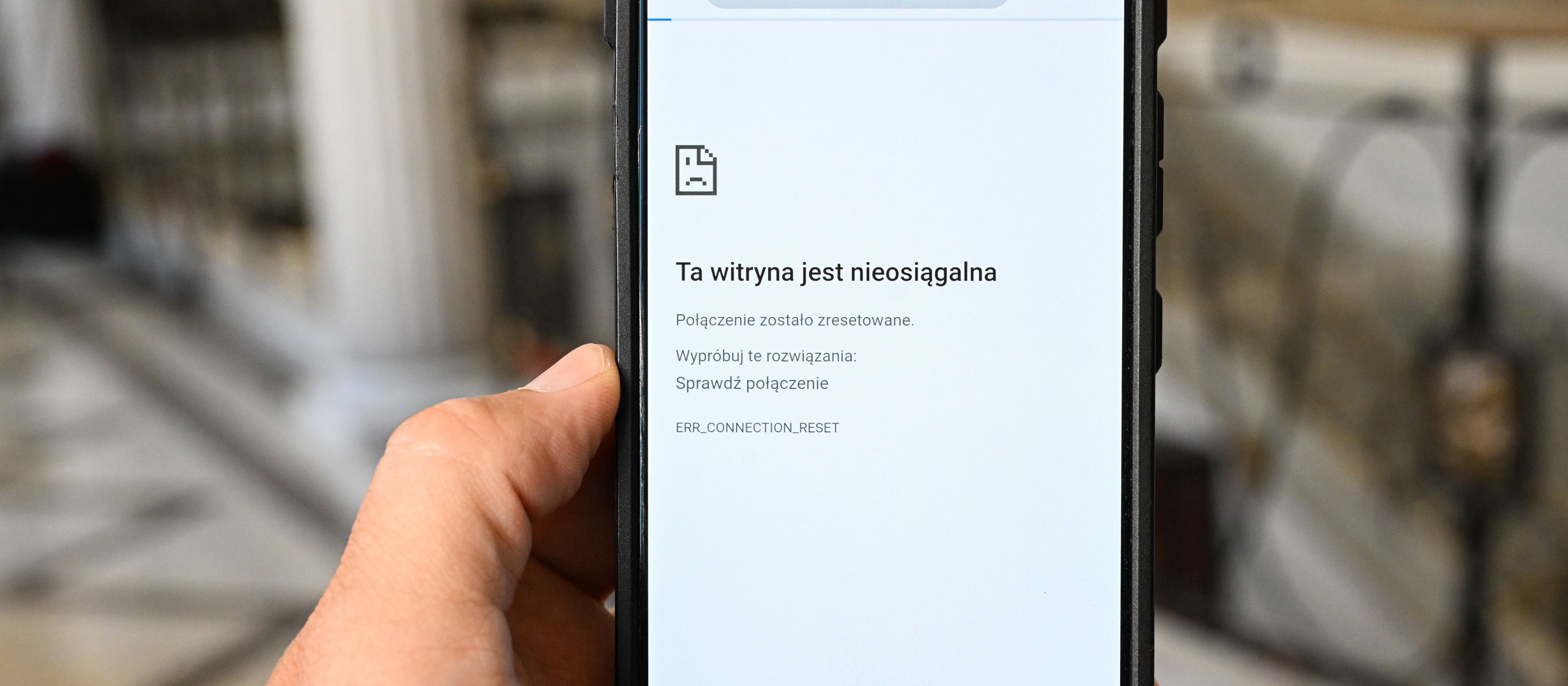 Problemy z „Poradnikiem bezpieczeństwa” po alercie RCB. MSW potwierdza