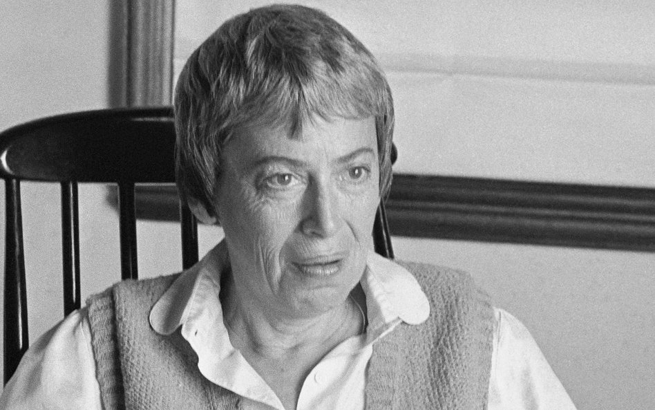 Stanisław Lem i Ursula K. Le Guin. Skazani na szmirę?