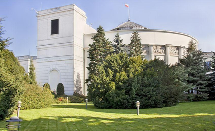 Tłumaczył bankowiec posłowi