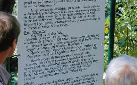 Z informacji na tablicy wynika, że tak