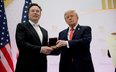 Prezydent USA Donald Trump i dyrektor SpaceX Elon Musk