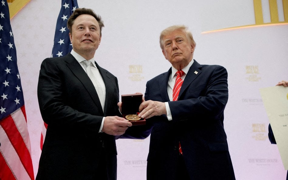 Prezydent USA Donald Trump i dyrektor SpaceX Elon Musk