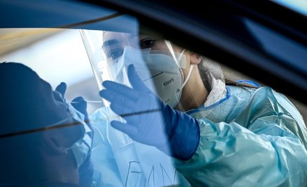 Koronawirus w Polsce: Rekordowy wzrost liczby zakażeń i zgonów na COVID-19. Najwięcej zakażeń w Wiel