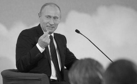 Rosja: Ubogi prezydent i premier, bogaci urzędnicy