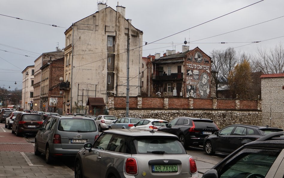 Stawki za parkowanie są zróżnicowane w Krakowie w zależności od strefy