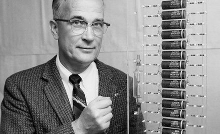 William Bradford Shockley (1910–1989), amerykański fizyk i współtwórca tranzystora