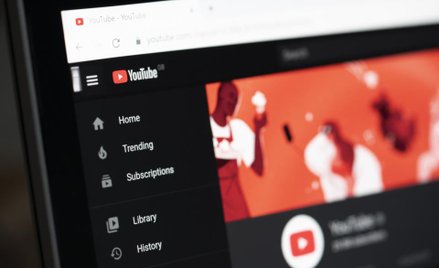 Oskar Tułodziecki: Czy platforma internetowa to tylko pośrednik