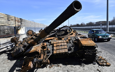 Rosyjski czołg zniszczony na Ukrainie