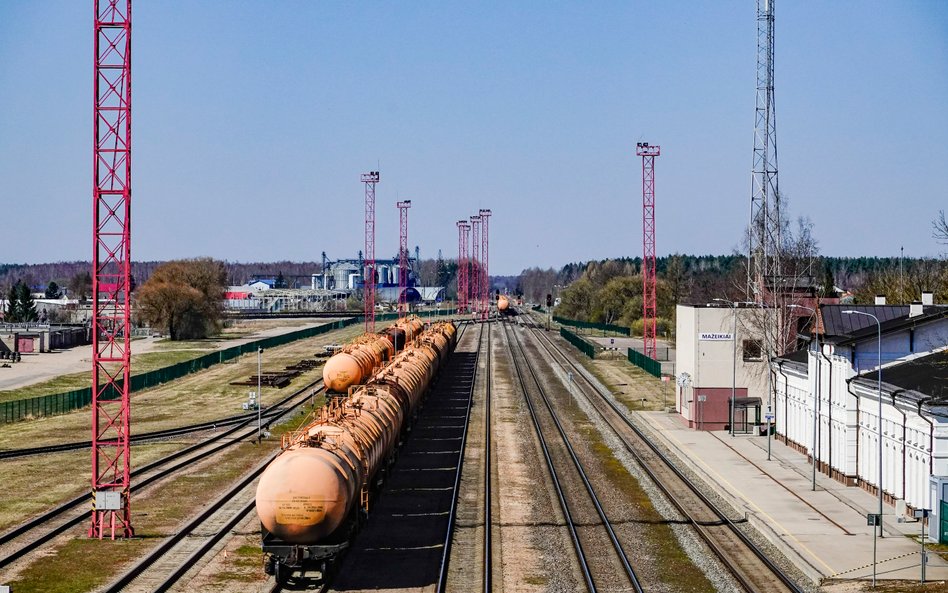 Farma fotowoltaiczna Orlenu zasili rafinerię w Możejkach