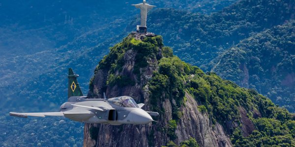 Szwecja sprzeda Ukrainie 20 myśliwców Gripen