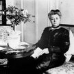 Bertha von Suttner nie jest zadowolona z dokonań młodych pacyfistów. Ale może jesienią 1914 wreszcie