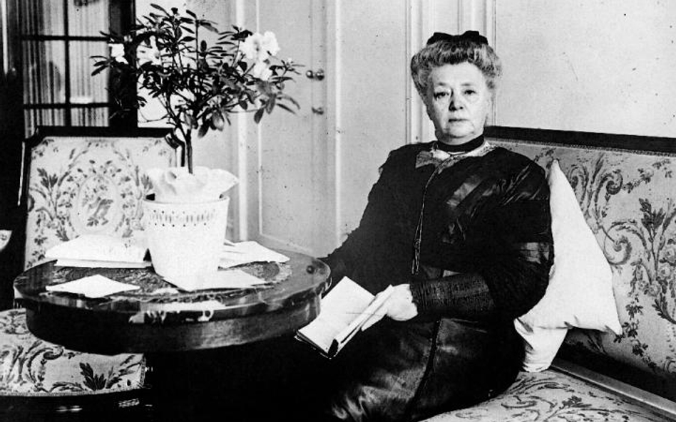 Bertha von Suttner nie jest zadowolona z dokonań młodych pacyfistów. Ale może jesienią 1914 wreszcie