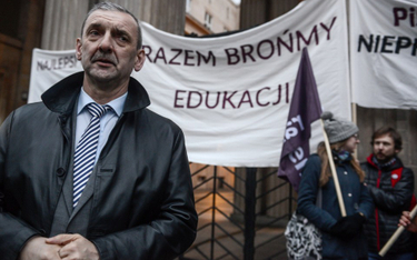 Sławomir Broniarz: Kuratorzy straszą nauczycieli