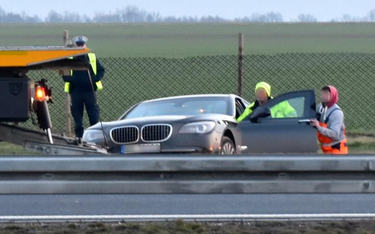 4 marca 2016 r. na autostradzie A4 pancerne bmw wpadło w poślizg i zjechało do rowu