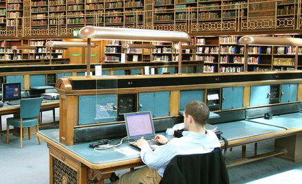 Czytelnikom można zezwolić na drukowanie e-książek w bibliotece