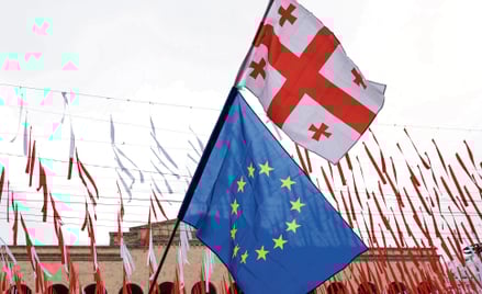 Protesty przeciwko przepisom o „zagranicznych agentach” (na zdjęciu: Tbilisi, 28 maja 2024 r.), skop