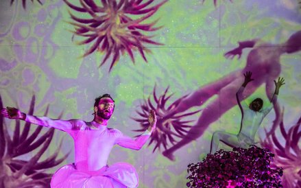 „Raj. Tutorial” Jędrzeja Piaskowskiego.